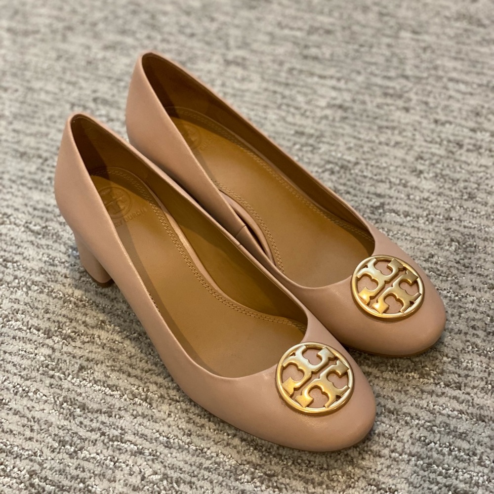 Tory Burch Multi Logo Pump
